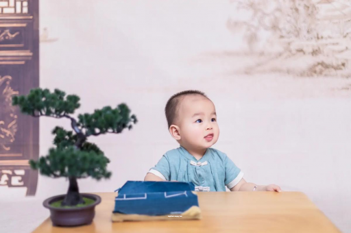 济南宝宝总是抠鼻子 济南宝宝总是抠鼻子